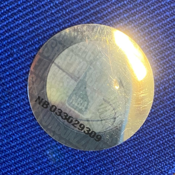 Men’s Reebok Official NBA Detroit Pistons Hat & Matching Color Jersey 2 Pc Set - Picture 5 of 5